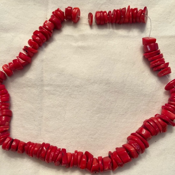 Coral Necklace - Picture 1 of 1